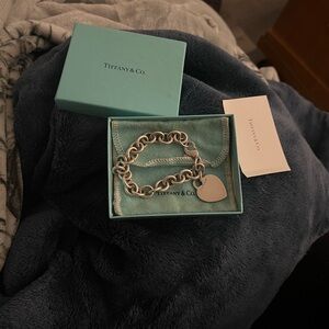 Tiffany & Co. Silver Chain Bracelet with Heart Charm